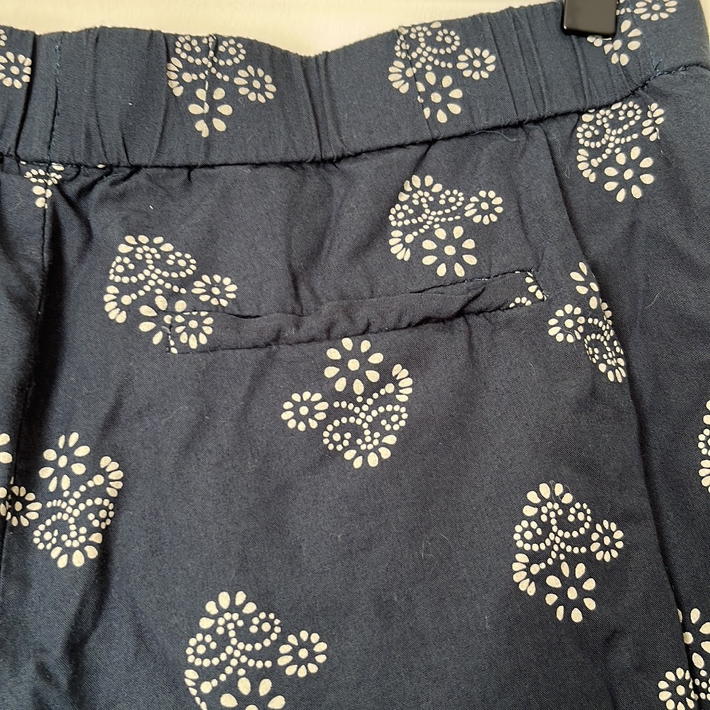 Madewell Navy Floral Shorts Size Small - Picture 5 of 7